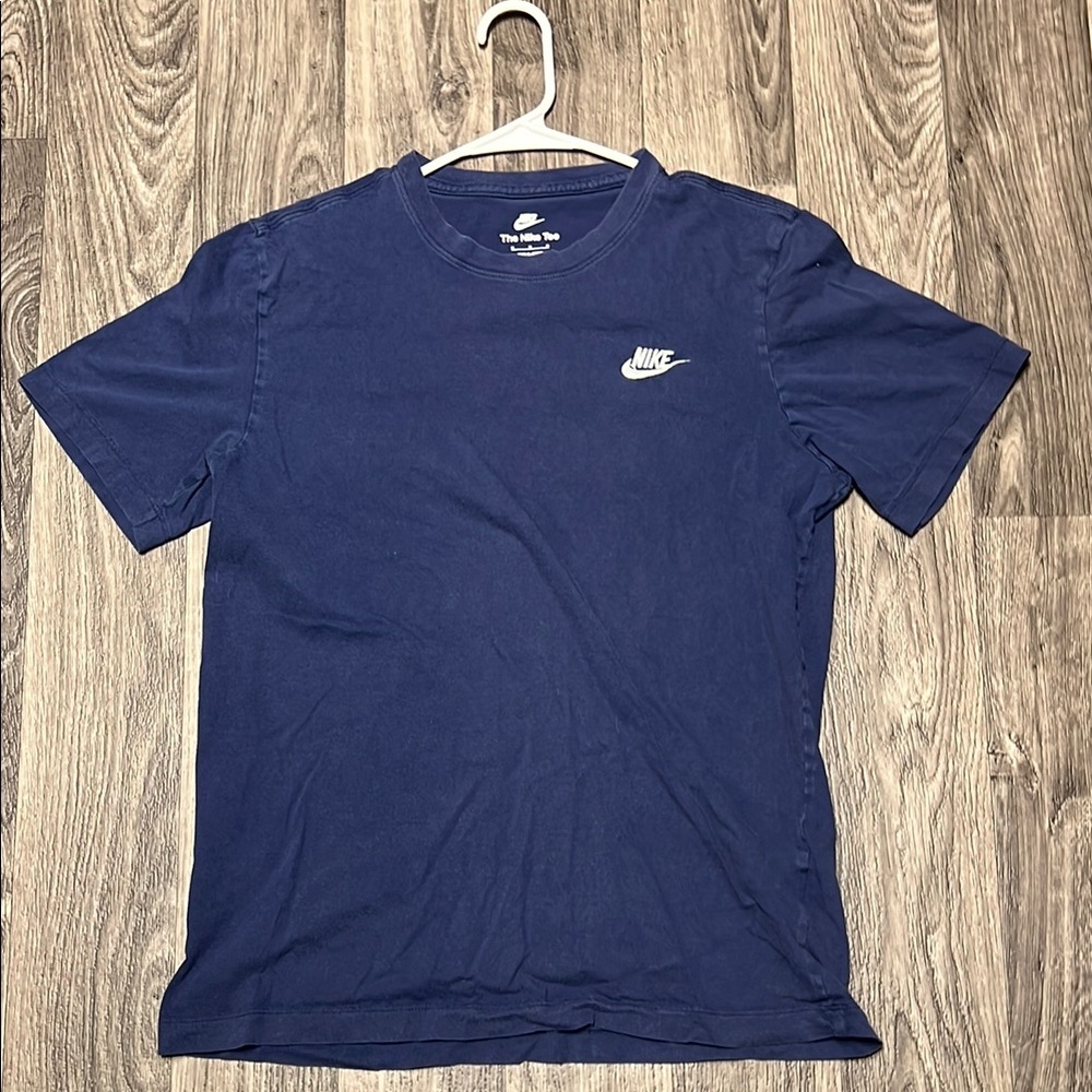 Nike Men's Blue T-Shirt
